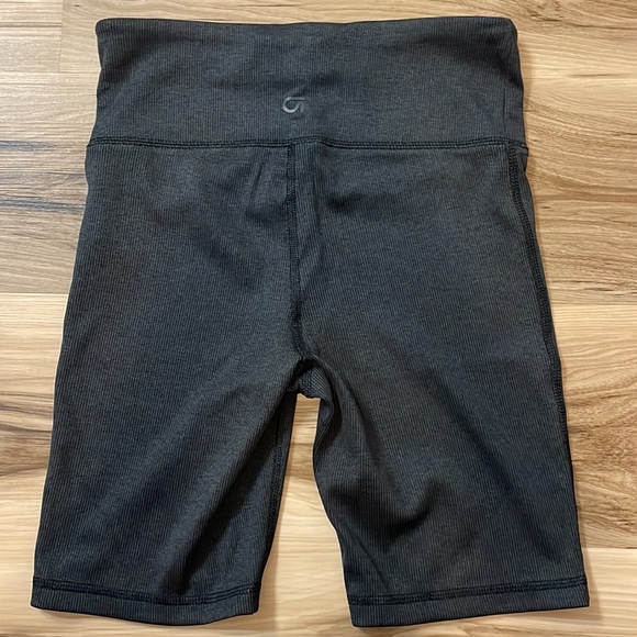 Gapfit ribbed biker shorts. Worn only to try on, they are just a bit big on me. - Picture 3 of 4